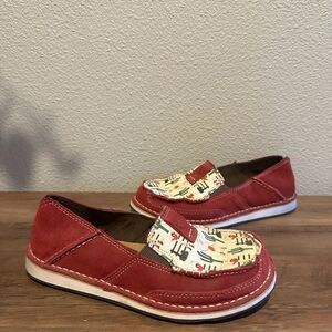 Ariat Women’s Cactus Style Cruisers Size 6B